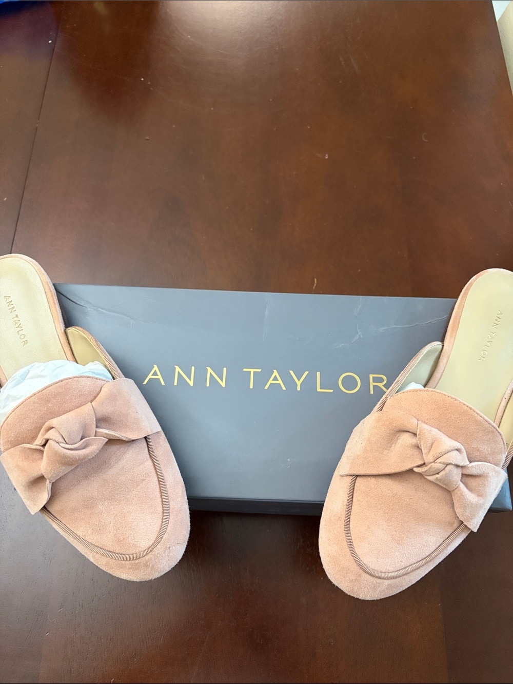Ann Taylor Pink Suede Knot Mules